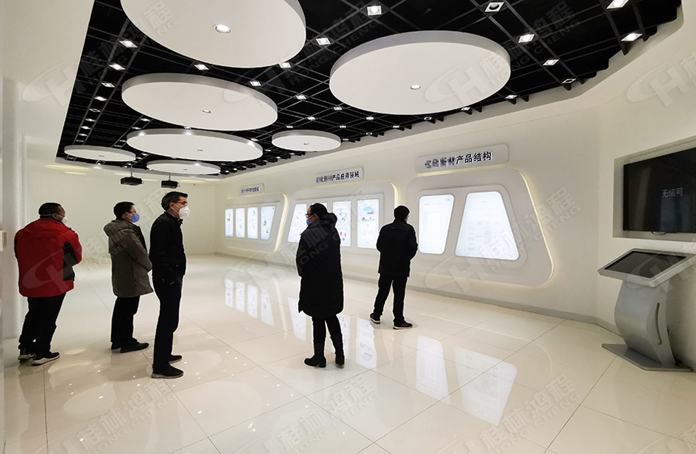 桂林鴻程磨粉機廠家董事長親自掛帥，帶領團隊奔赴西南市場，回訪新老客戶，齊拓市場，共創價值！